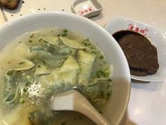 荠菜虾肉大馄饨-东泰祥生煎馆(重庆北路店)