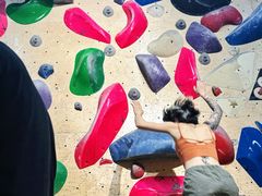 -问山MountQuest攀岩馆