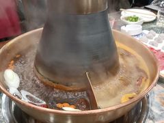 -楼外楼大刀肉传统火锅(西安大路店)