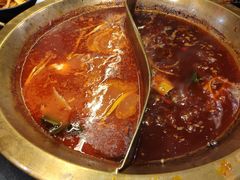 -沸炉重庆老火锅(军事博物馆店)