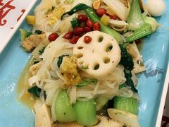 拌米线-吴忠马氏燕子麻辣烫凉皮(居安巷店)