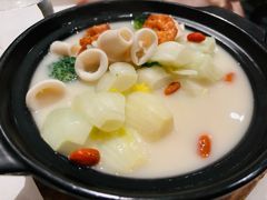鱼汤海味时蔬煲-宝丽轩中餐厅BAOLIXUAN