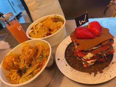 -W COLLECTIVE  DESSERT SHOP