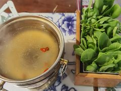 -卢大鲜鱼头捞饭(美利广场店)