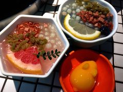 玫瑰冰粉-董眼镜火锅(洪崖洞总店)