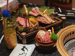 -山川小町·极番烧肉(新地假日广场店)