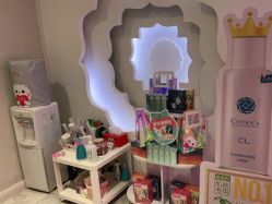 -咪咪专业脱毛连锁机构