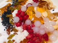 -姚姚酸菜鱼·金戈戈香港豉油鸡(喜荟城联名店)