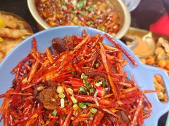 -依呀呀ktv烧烤小串(中山西路店)