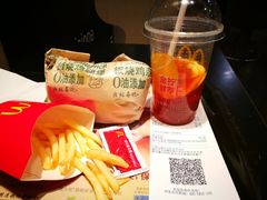 板烧鸡腿堡+中薯+金柠鲜萃特饮-麦当劳(番禺信联大厦店)