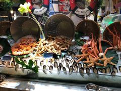 -舜耕山庄四时万和自助餐厅