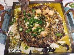 -渝是乎川渝小炒(新世界百货望京店)