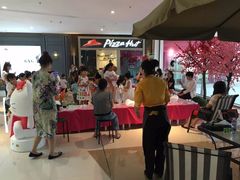 等位区-必胜客(WOW万隆店)