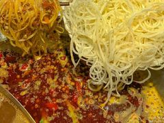 -老房老舍重庆火锅(假日城市店)