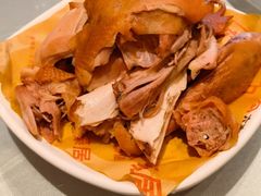 -六泰居·尔滨地标·东北菜(泰山路店)