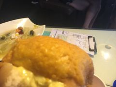 -新大咀港式茶餐厅(宝山万达店)