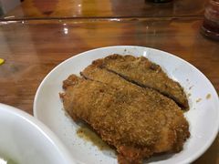 炸猪排-潘国仙耳光馄饨(黄家阙路店)