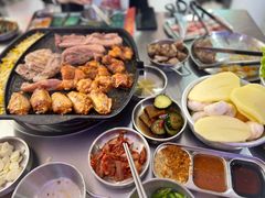 -阿亲家·韩式无限烤肉(春熙路店)