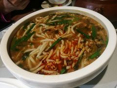 小锅米线-怡得观滇餐厅·地道昆明菜·1996(海埂大坝店)