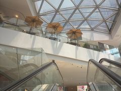-LuOne凯德晶萃广场(徐家汇路店)