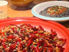 -先启半步颠小酒馆(嘉定万达店)