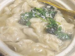-小许三鲜砂锅馄饨店(家多乐烟酒店)