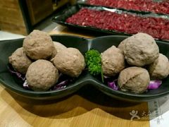 手工牛肉丸-手选潮汕鲜活牛肉火锅(二七广场店)