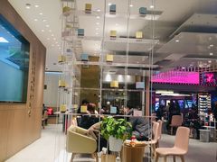 大堂-奈雪的茶(湖滨银泰in77C区PRO店)
