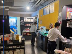 -物质生活书·酒吧