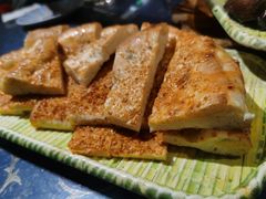 烤馕-乡村馕坑肉·烧烤·新疆菜·本地人更爱吃(阿勒泰首店)