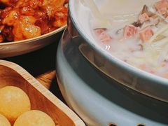 -九锅一堂酸菜鱼(学府凯德店)