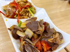 -钢阳酸菜红烧牛肉面(季乐路店)