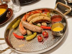 -马克西姆俄罗斯餐厅(通亚街店)