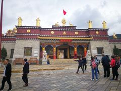 -噶丹松赞林寺
