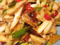 -马路边上·小海鲜烧烤(八一路店)