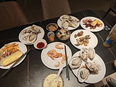 -涨巢·潮玩水疗局