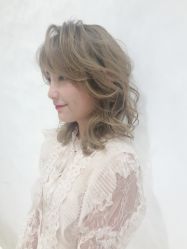 -CARR SALON