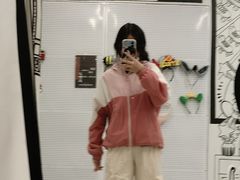 -极限PLAY运动娱乐新世界·团建派对潮玩休闲馆·室内蹦极高空游乐园
