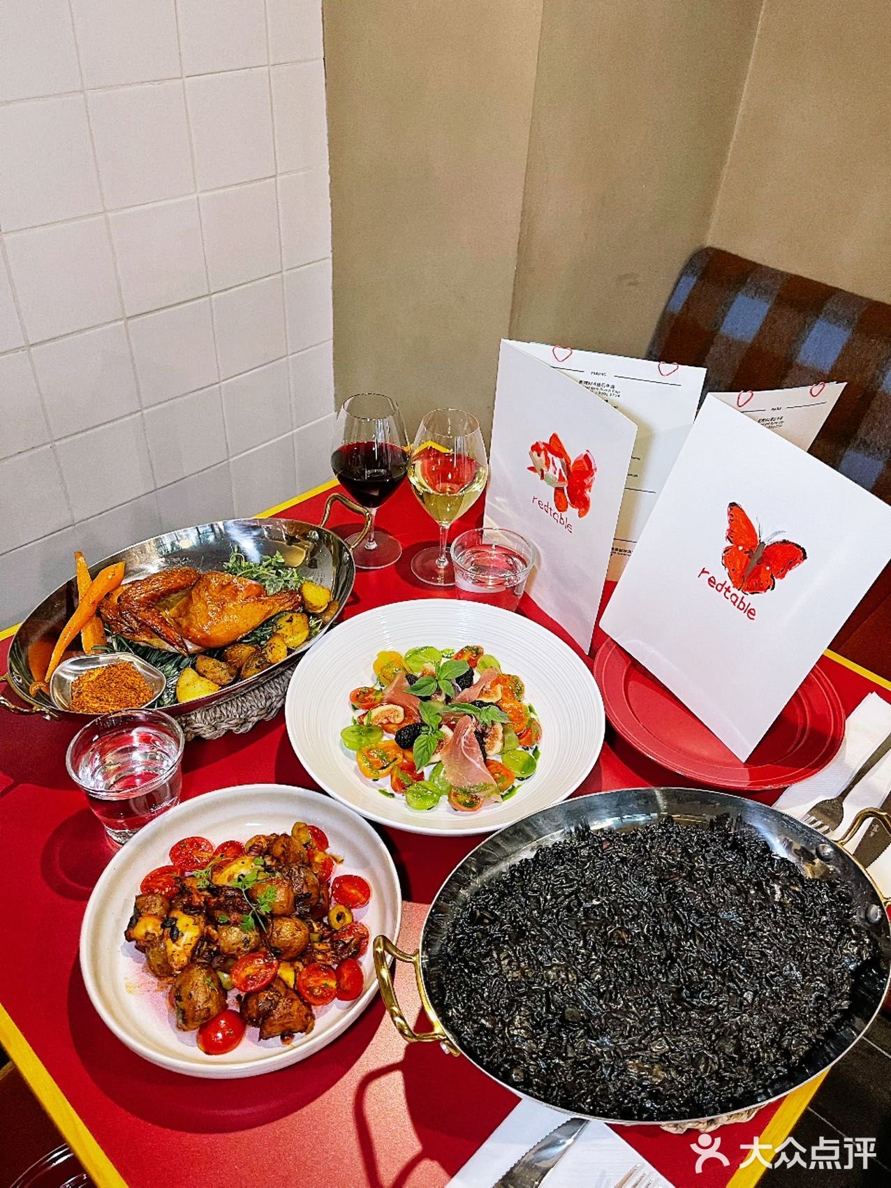 救！被我挖到小姐妹周末约会秘密基地💥