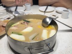 -肥仔文澳门猪骨煲(南京西路店)