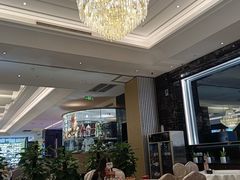 -万龙洲海鲜(大兴绿地缤纷城店)