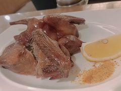 红烧乳鸽-点心传说·粤菜点心(佐阾虹湾店)