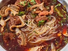 -鹍记特色牛杂面