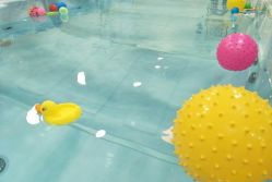 -蓝色海林婴幼儿水育馆(新辰里学清路店)
