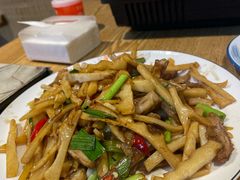 -牛八宝桂林米粉(八里庄店)