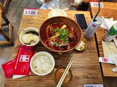 -成都你六姐·牛肉冒菜(上海环宇荟店)