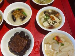 -蓝田九大碗民俗食府(蓝田店)