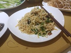 -顺峰海鲜酒楼(省府店)