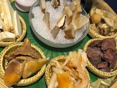 -菌彩云南野生菌火锅(呈贡七彩云南第壹城店)