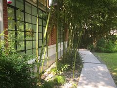 -胶囊画廊